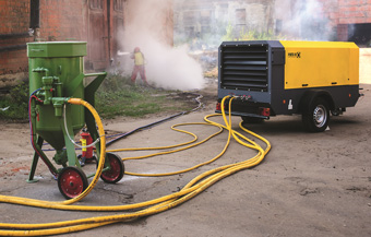 Contracor выпускает компрессорные станции, оборудование для подготовки сжатого воздуха, ёмкостное и окрасочное оборудование, пескоструйные камеры и аппараты для обработки поверхностей